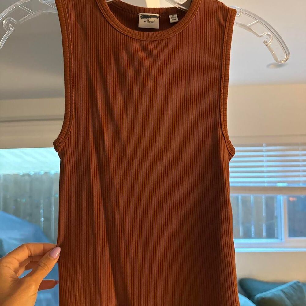 Wilfred Women's Burnt Orange Tank Top